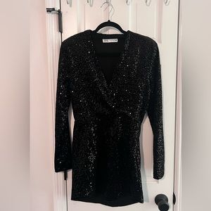 Zara Long sleeve mini black dress